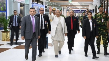 মালয়েশিয়ার উদ্দেশে ঢাকা ছাড়লেন প্রধান উপদেষ্টা