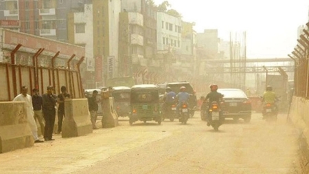 ঢাকার বাতাস আজ ‘অস্বাস্থ্যকর’, তালিকায় তৃতীয়