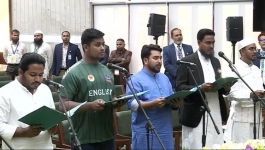 শপথ নিয়েছেন এনসিপির এমপিরা